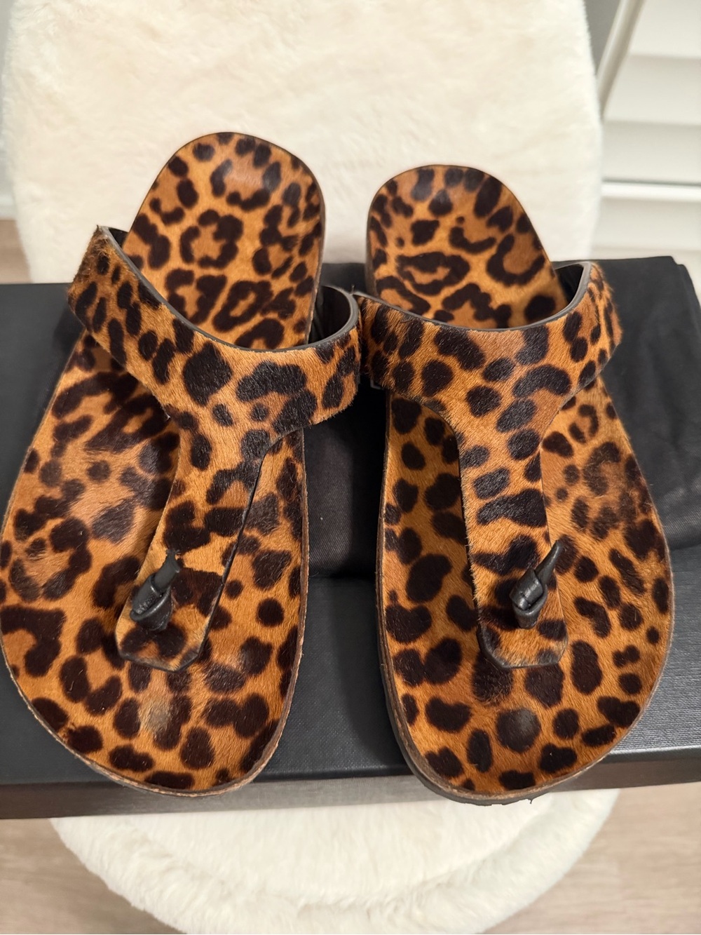 Yves Saint Laurent Animal print sandal - Picture 2 of 10